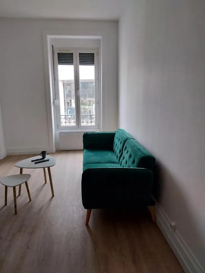 Appartement Lyon Part Dieu 44M2 France